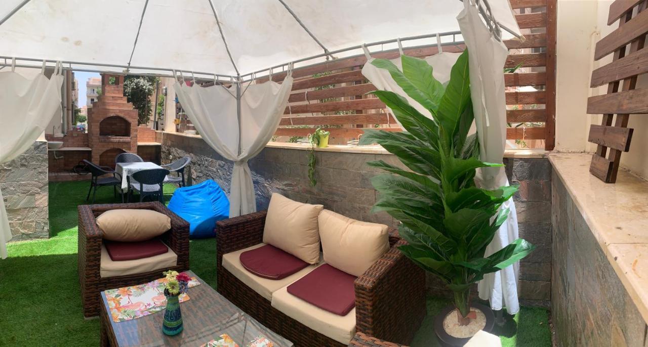 Apartment With A Private Garden In New Каир Экстерьер фото