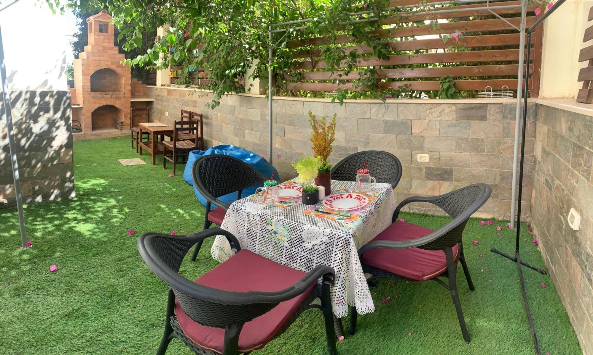 Apartment With A Private Garden In New Каир Экстерьер фото